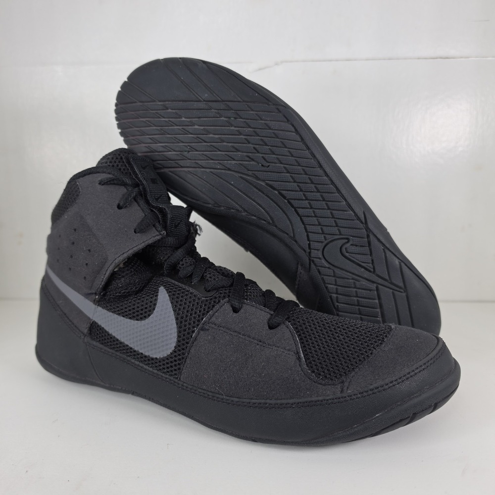 Nike Fury Black Wrestling Shoes AO2416-010 Mens Size 8.5 Boxing MMA Lifting Flat